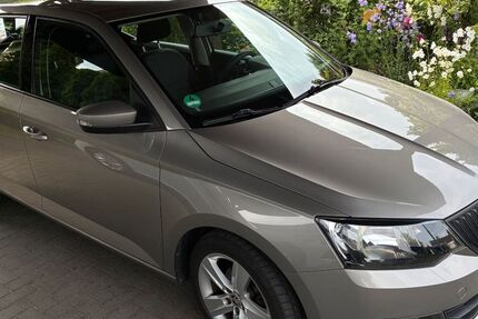 Skoda Fabia 72.000 km 8.499 &euro; Wandlitz/OT Schönerlinde 16348