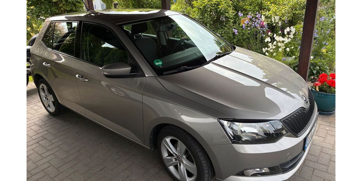Skoda Fabia 72.000 km 8.499 &euro; Wandlitz/OT Schönerlinde 16348