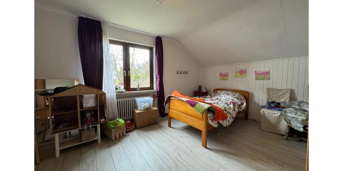 Einfamilienhaus Braunfels - 7 Zimmer, 220 m&sup2;, 434.000&euro; | Angebot:26368437