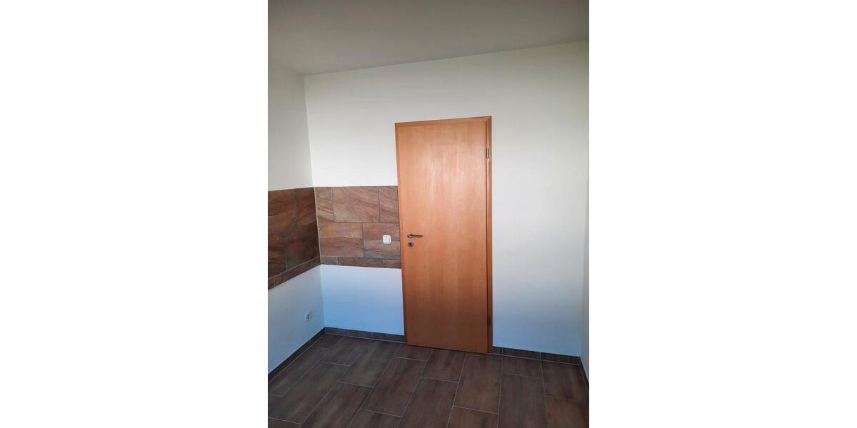Hochparterre Hameln Kernstadt - 3 Zimmer, 70 m&sup2;, 108.000&euro; | Angebot:27004775