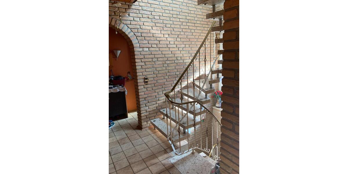 Einfamilienhaus Schiffdorf - 5.5 Zimmer, 190 m&sup2;, 350.000&euro; | Angebot:26350250