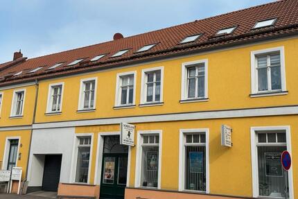 Wohnung Jarmen - 3 Zimmer, 75 m&sup2;, 450&euro; | Angebot:26407395