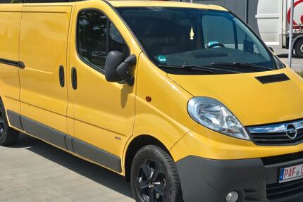 Opel Vivaro 190.000 km 2.900 &euro; Reichertshofen 85084