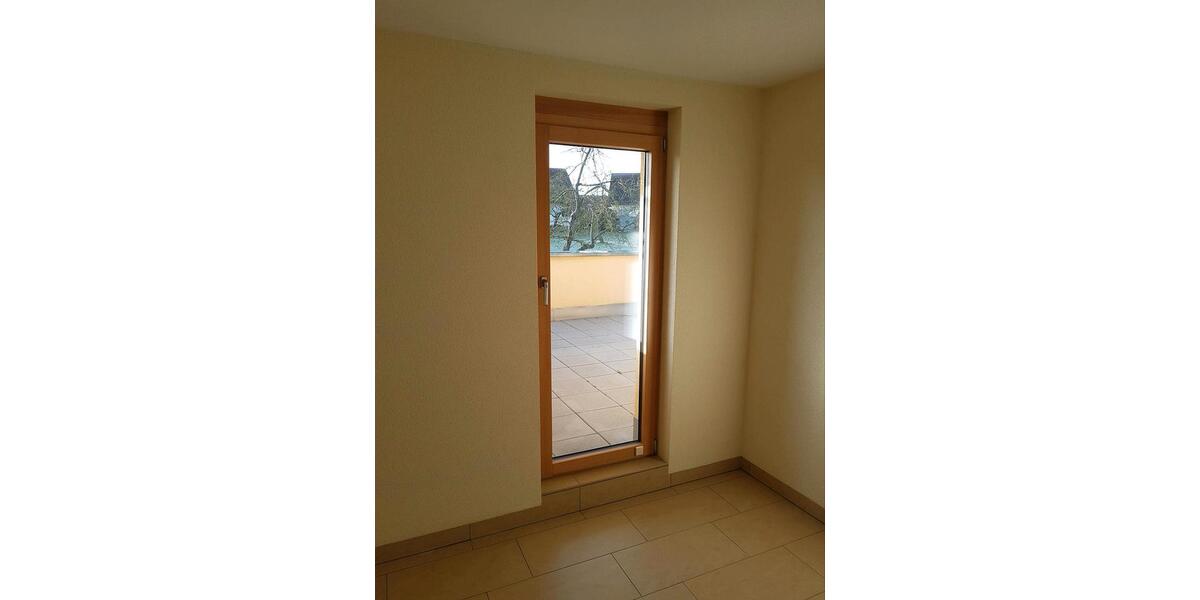 Terrassenwohnung Hüttisheim - 3.5 Zimmer, 98 m&sup2;, 1.390&euro; | Angebot:26531691