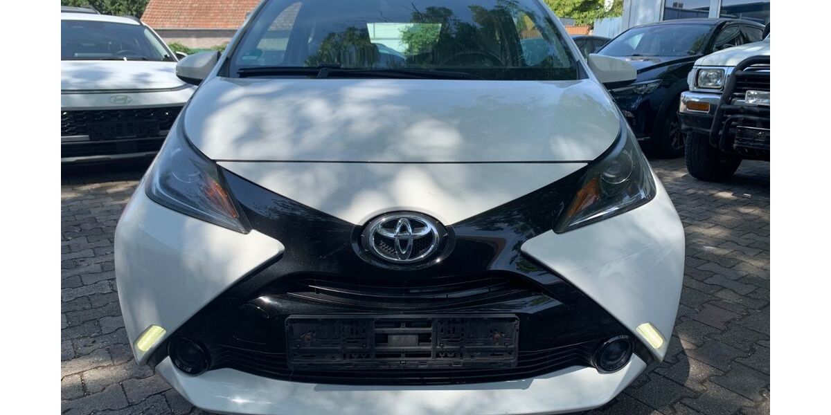 Toyota Aygo (X) 145.000 km 4.500 &euro; Mannheim 68309