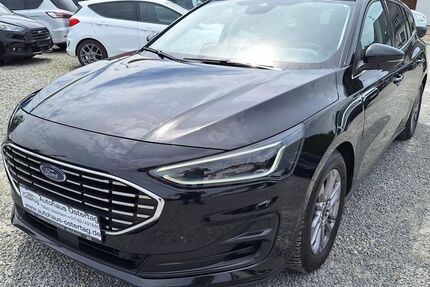 Ford Focus 60.000 km 18.690 &euro; Welzheim 73642