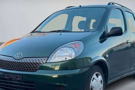 Toyota Yaris 145.700 km 2.650 &euro; Berlin 12277