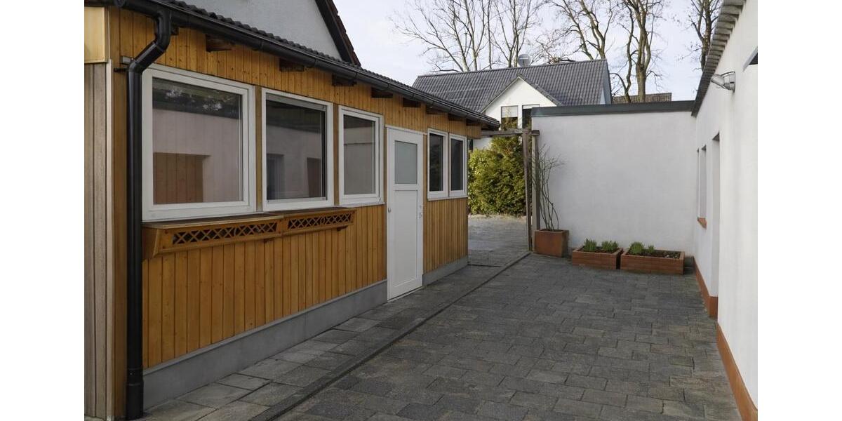 Einfamilienhaus Unterschleißheim - 10 Zimmer, 133 m&sup2;, 1.000.000&euro; | Angebot:26270536