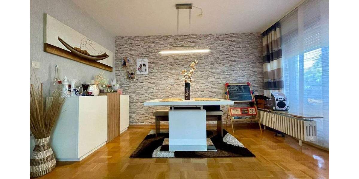 Mehrfamilienhaus, Wohnhaus Welzheim - 9 Zimmer, 268 m&sup2;, 590.000&euro; | Angebot:25697769