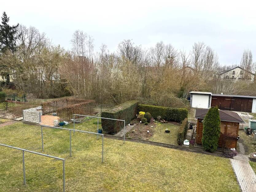 Schöne 3 Zimmer Wohnung im 1. OG mit ca. 86qm und Garten - frei ab sofort!