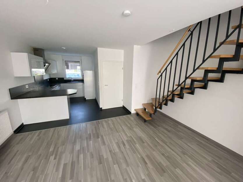 Haus zum Mieten in Rodgau 2.000 € 143.5 m² 5 zimmer