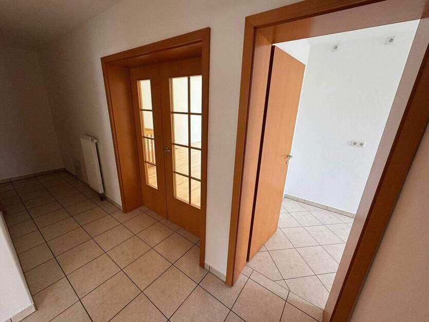 FBC - Charmante 3,5-Zimmer-EG-Wohnung mit Terrasse, Hobbyraum, Garten & 2 Stellplätzen in Jesenwang