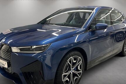 BMW iX 28.799 km 61.410 € Dreieich-Sprendlingen 63303