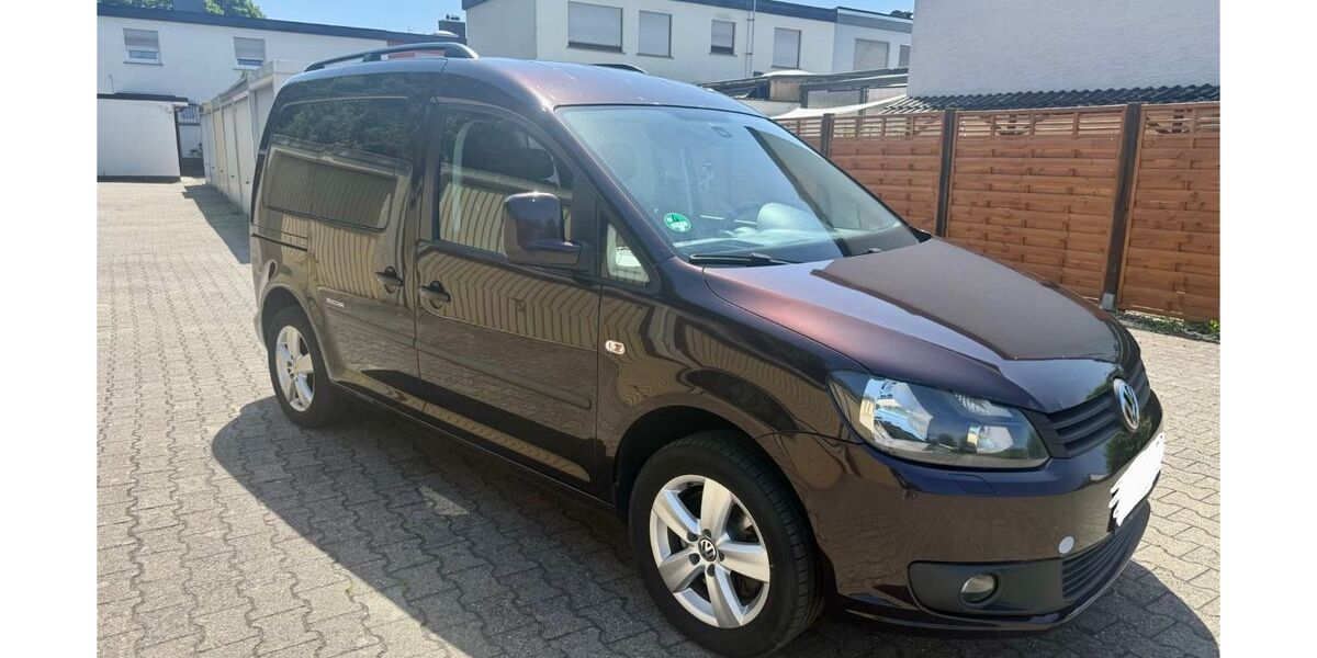 VW Caddy 172.000 km 8.900 &euro; Lämmerspiel 63165