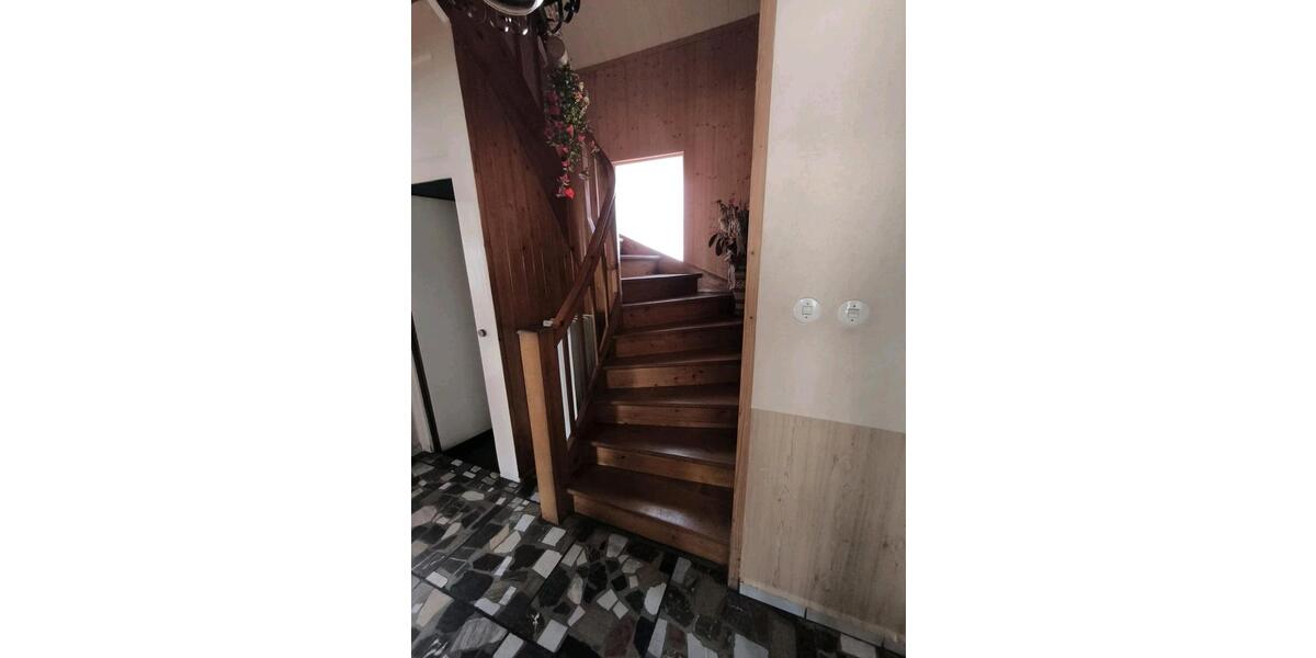 Einfamilienhaus Nebra (Unstrut) - 7 Zimmer, 145 m&sup2;, 99.500&euro; | Angebot:26418663
