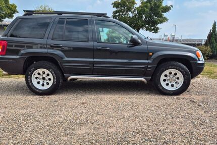 Jeep Grand Cherokee 162.200 km 8.999 € Renchen 77871