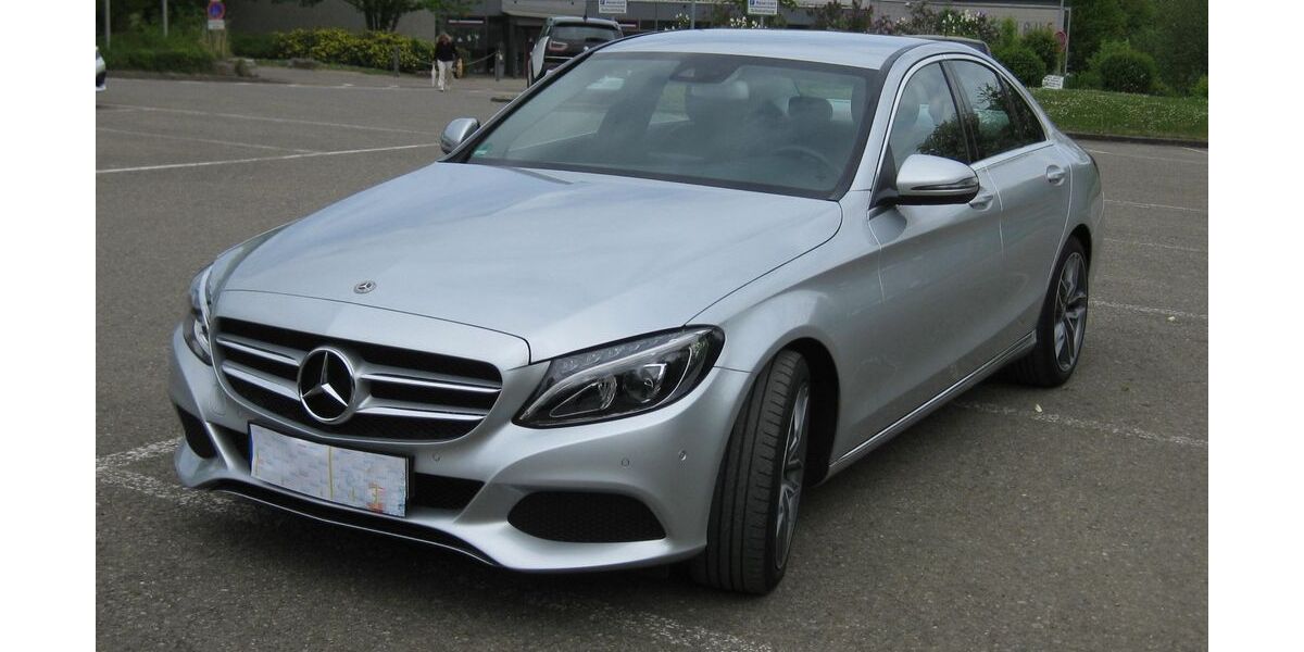Mercedes-Benz C 180 128.500 km 17.000 &euro; Starzach 72181