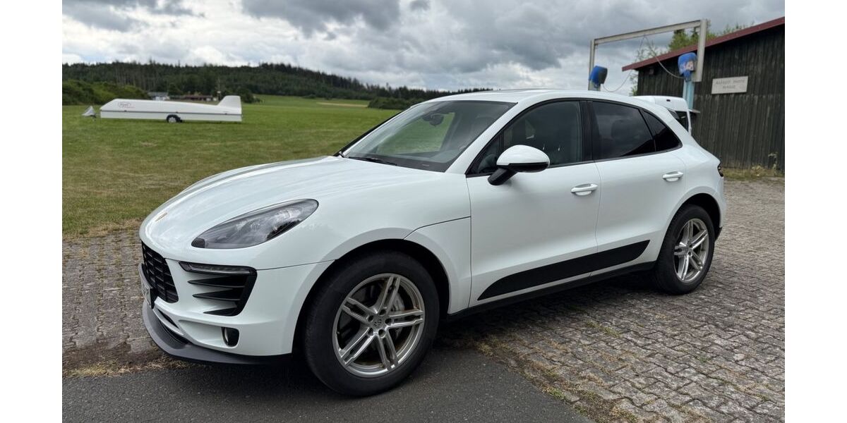 Porsche Macan 174.000 km 29.800 &euro; Wunsiedel 95632