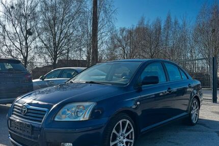 Toyota Avensis 183.000 km 2.050 &euro; Velten 16727
