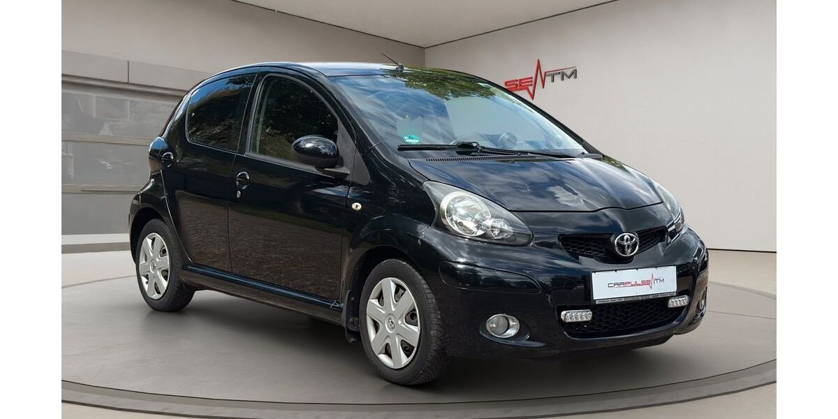 Toyota Aygo (X) 154.000 km 1.990 &euro; Kastorf 23847