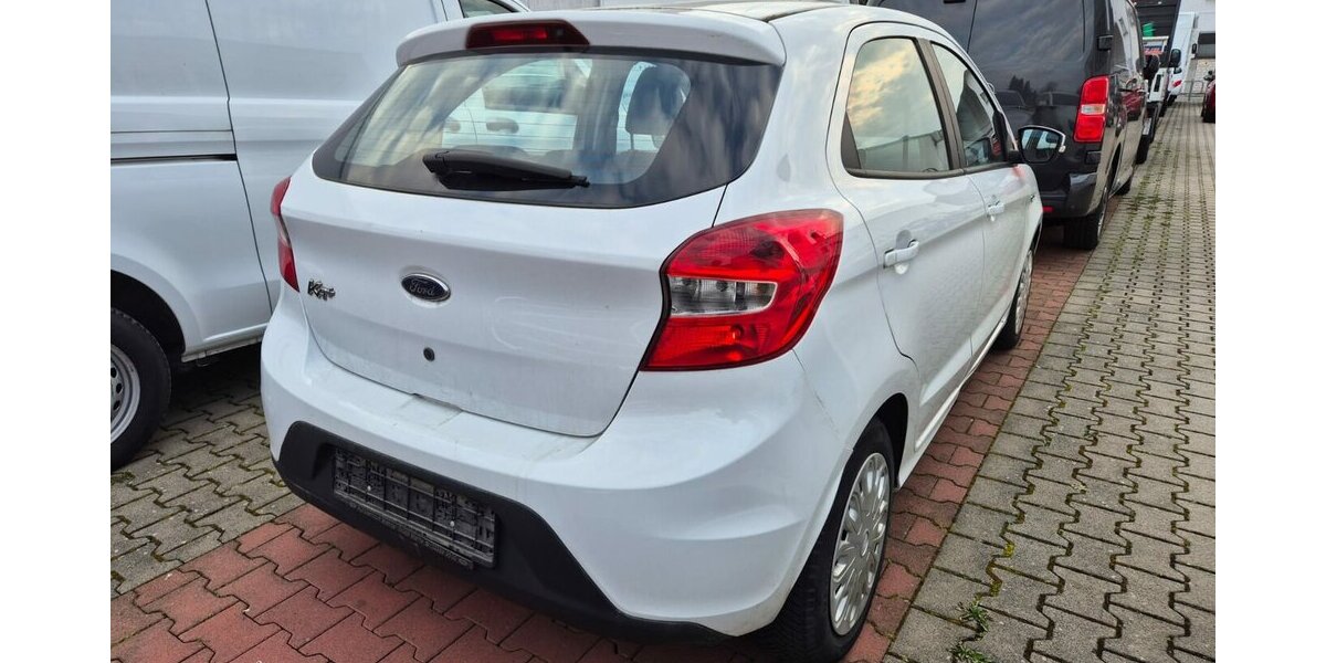 Ford Ka+ Cool & Sound, Klima 65.627 km 7.290 &euro; Rodgau 63110