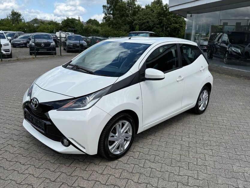 Aygo (X)