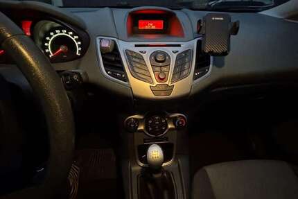 Ford Fiesta 159.600 km 2.500 € Sohren 55487