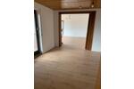 Etagenwohnung Trostberg - 5 Zimmer, 149 m&sup2;, 980&euro; | Angebot:26387114