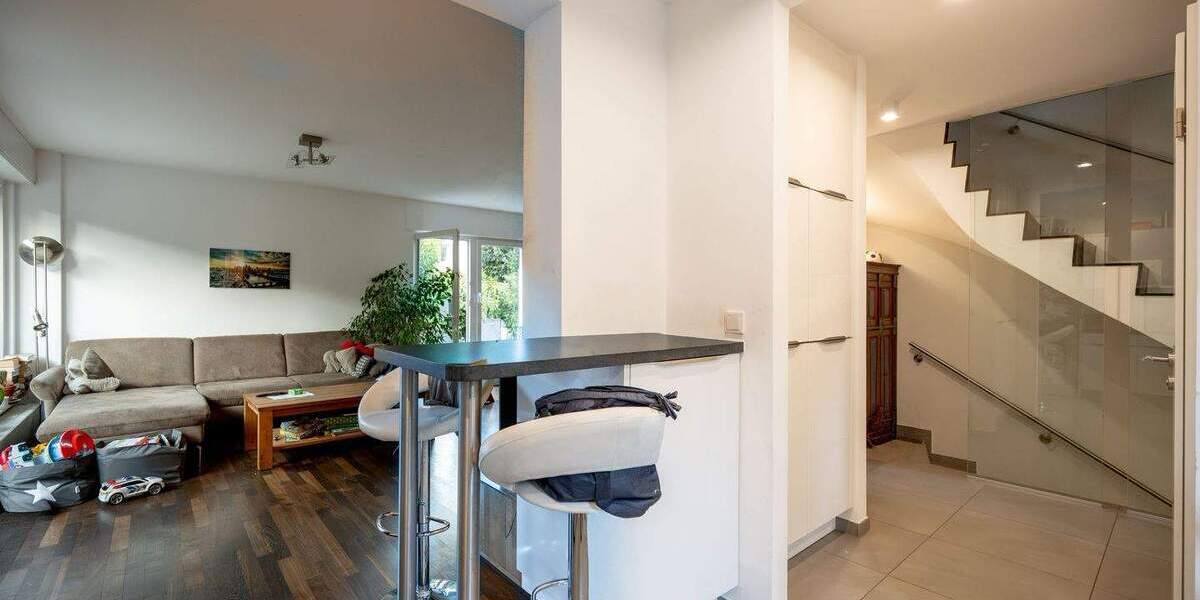 Reihenendhaus Frankfurt am Main Eschersheim - 4 Zimmer, 126 m&sup2;, 1.030.000&euro; | Angebot:25301992