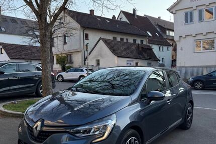 Renault Clio 110.000 km 7.920 &euro; Fellbach 70734