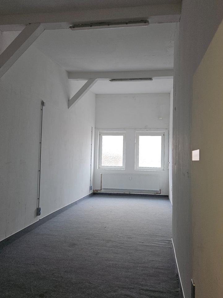 Lagerraum Proberaum Atelier zimmer