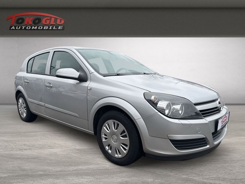 Opel Astra 158.000 km 2.390 € Dautphetal-Friedensdorf 35232