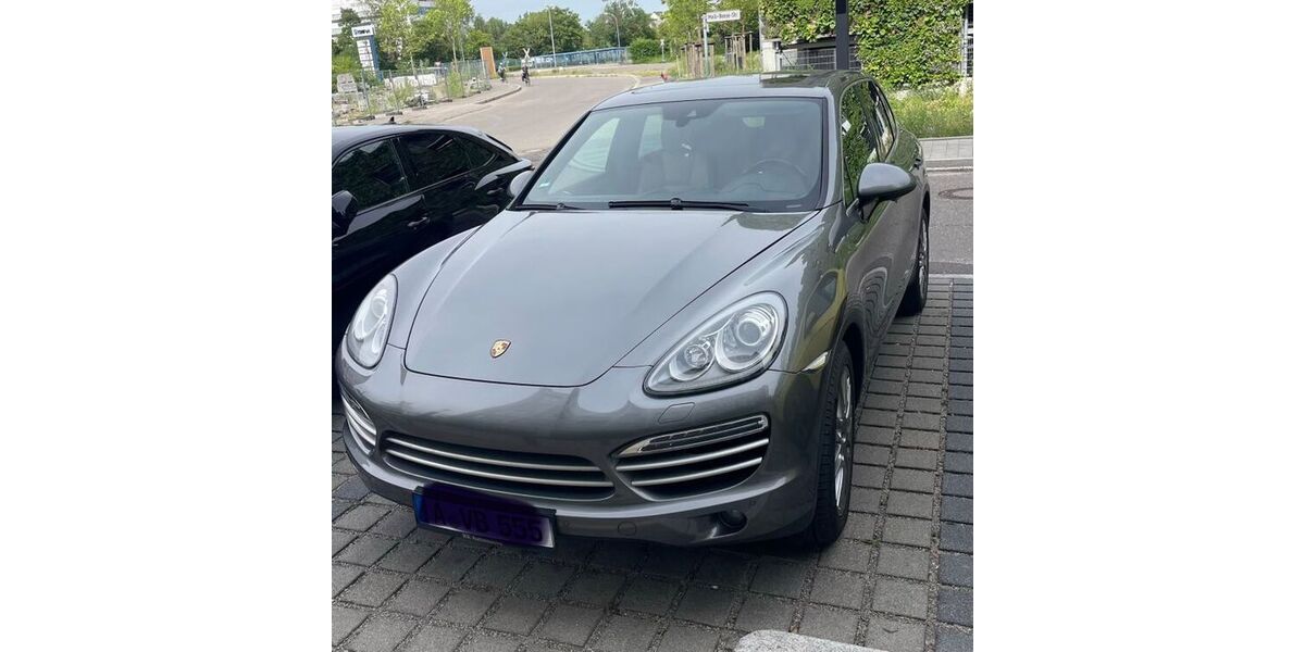 Porsche Cayenne 194.000 km 21.200 &euro; Augsburg 86159