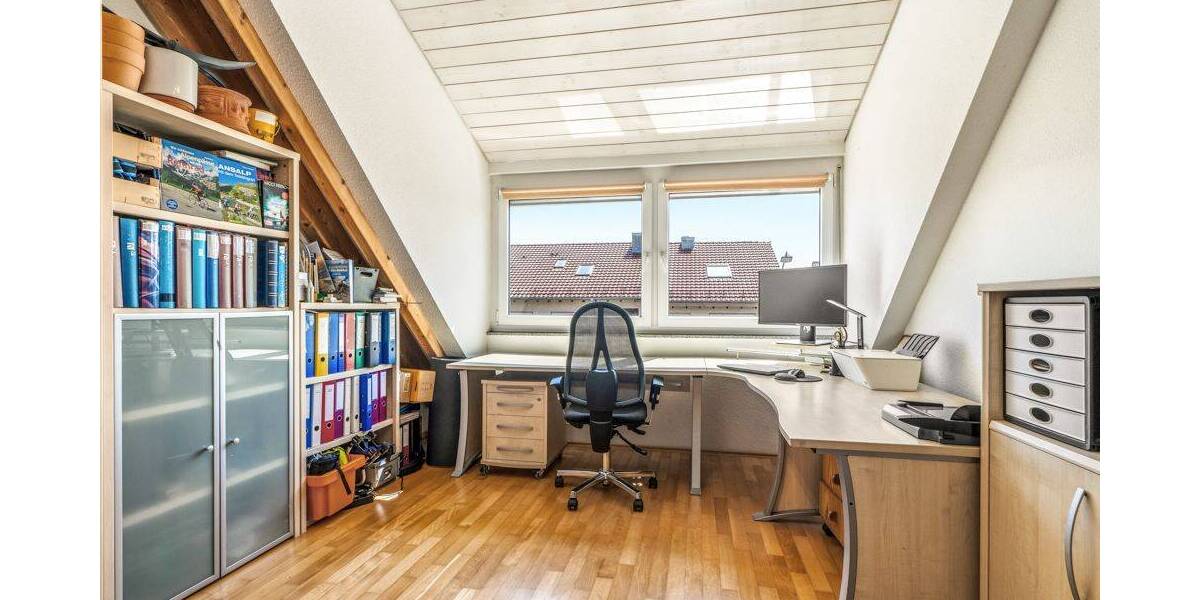 Etagenwohnung Konstanz Wollmatingen - 4 Zimmer, 92 m&sup2;, 549.000&euro; | Angebot:26788165