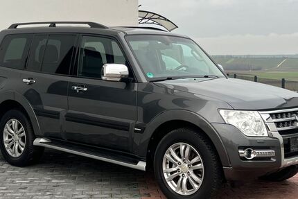 Mitsubishi Pajero 112.000 km 30.900 &euro; Saulheim 55291