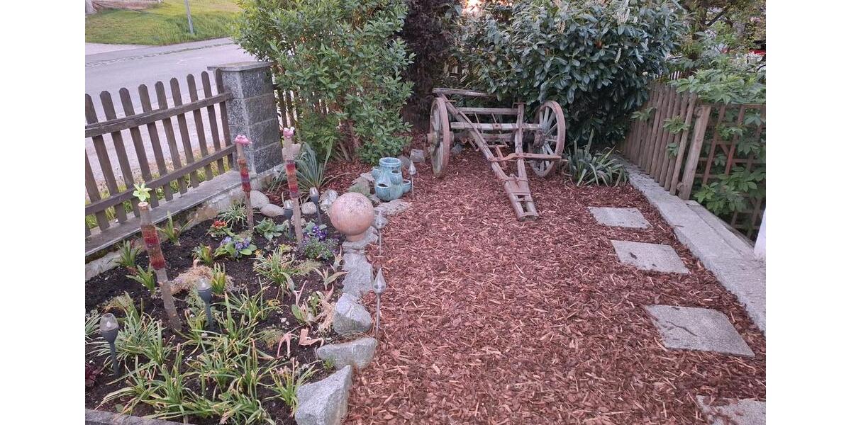 Einfamilienhaus Cham - 8 Zimmer, 120 m&sup2;, 1.200&euro; | Angebot:25389369