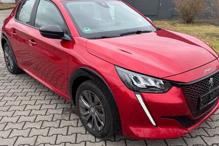 Peugeot 208 54.674 km 13.900 &euro; Mittenwalde 15749
