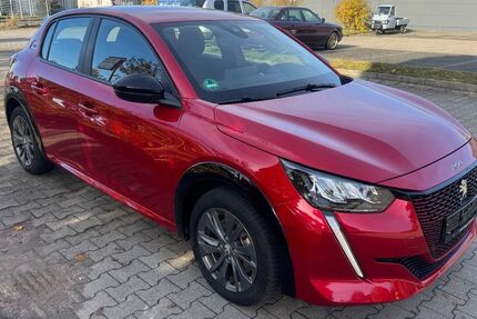 Peugeot 208 54.674 km 14.400 &euro; Mittenwalde 15749
