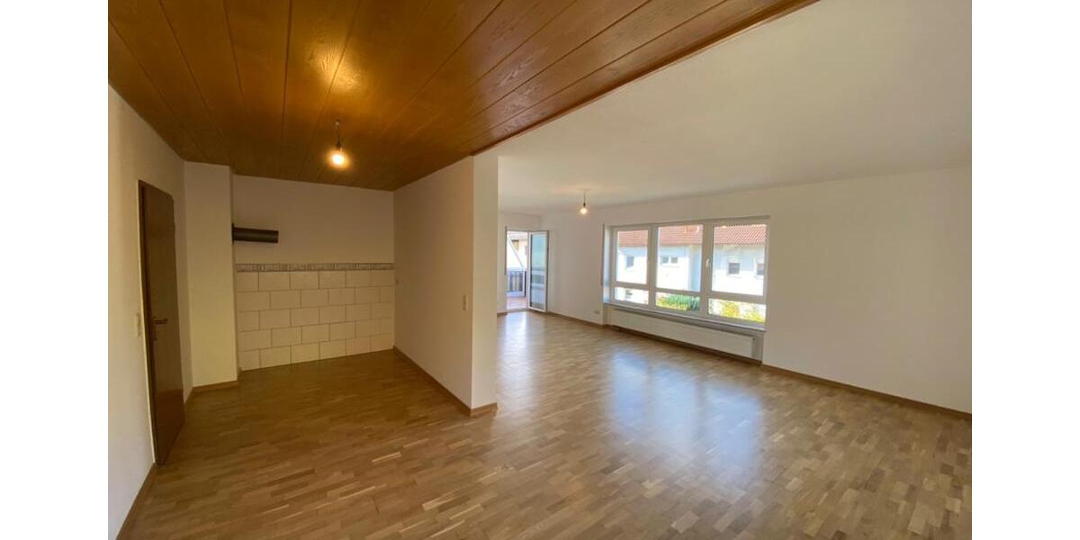 Etagenwohnung Gmund am Tegernsee - 3 Zimmer, 105 m&sup2;, 850&euro; | Angebot:25641076