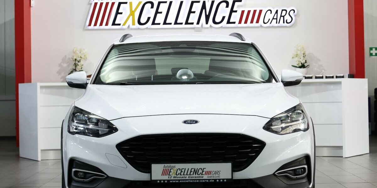 Ford Focus LIMOUSINE 1.5 EcoBlue ACTIVE WHITE / LED 83.000 km 14.991 &euro; Hamm 59077