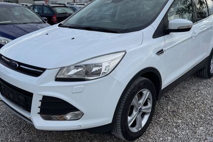 Ford Kuga 178.000 km 6.990 &euro; München 81829