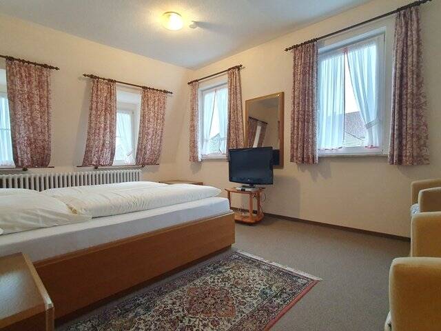 Gewerbeobjekt Weikersheim - 595.000&euro; | Angebot:25668899