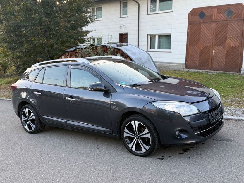 Renault Megane 140.000 km 1.890 € Dunningen 78655