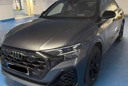 Audi Q8 30.500 km 74.499 &euro; Konstanz 78462