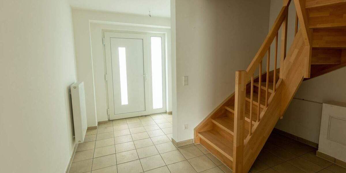 Helle Doppelhaushälfte in Hamburg-Rissen – Erstbezug nach Sanierung mit Garten & Terrasse 4 zimmer