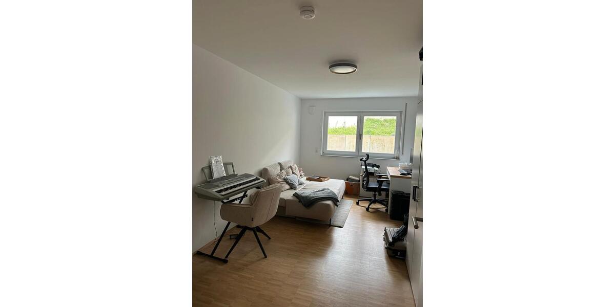 Erdgeschoßwohnung Kitzingen - 4.5 Zimmer, 128 m&sup2;, 1.360&euro; | Angebot:26350719
