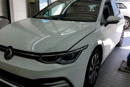 VW Golf 67.970 km 23.080 &euro; Pfalzgrafenweiler 72285