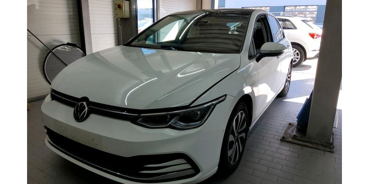 VW Golf 67.970 km 23.080 &euro; Pfalzgrafenweiler 72285