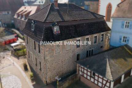 Haus Steinau an der Straße - 8 Zimmer, 207 m&sup2;, 239.000&euro; | Angebot:25836974