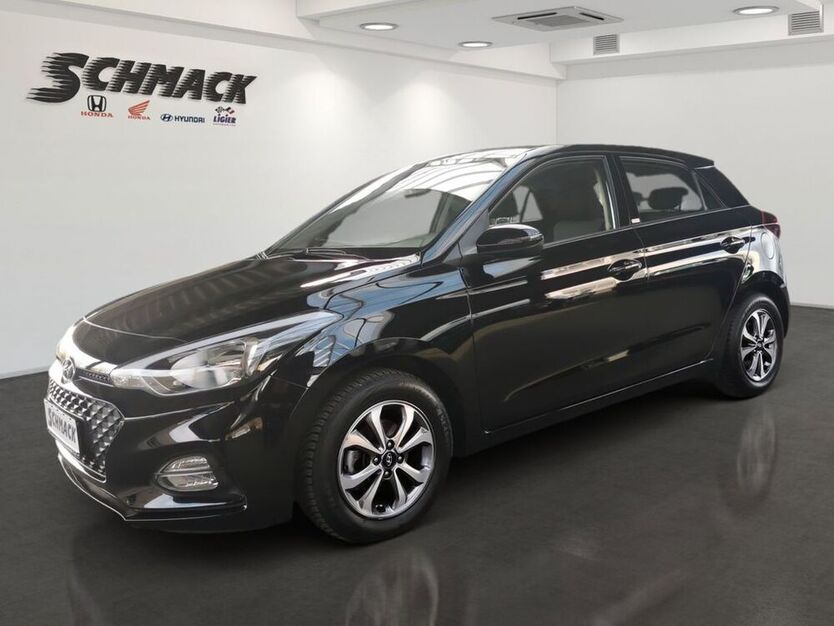 i20